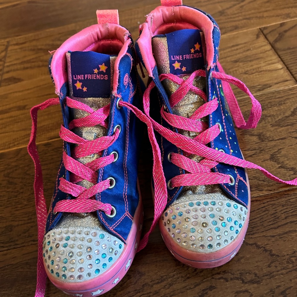 Girls hightop sneakers
